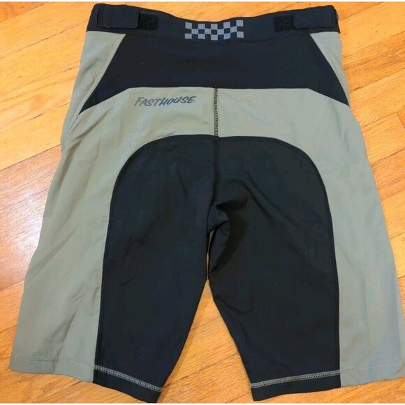 Brand New Fasthouse Men's Crossline 2 Mountain Bike Shorts Green/Black Sz 30 NWT - Picture 12 of 14